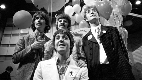 Jó néhány hamis legendával leszámol az új Beatles-sorozat