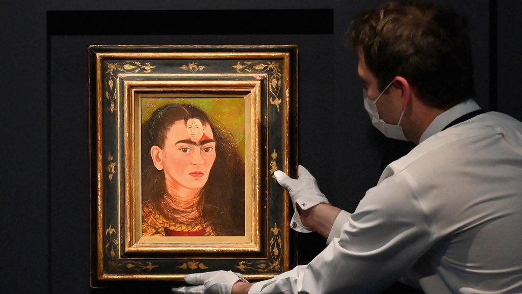 Rekordáron kelt el egy Frida Kahlo-önarckép