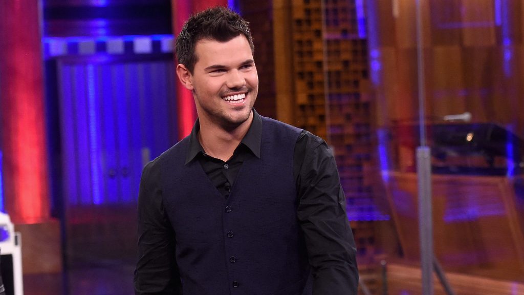 Megházasodik Taylor Lautner, az Alkonyat-filmek színésze