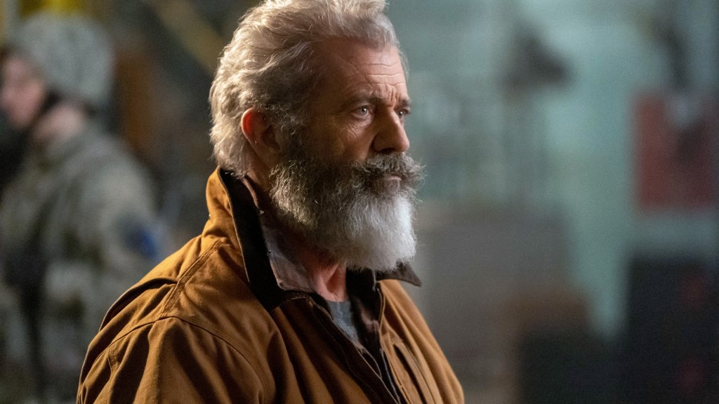 Mel Gibson testőrök nélkül flangál Budapesten