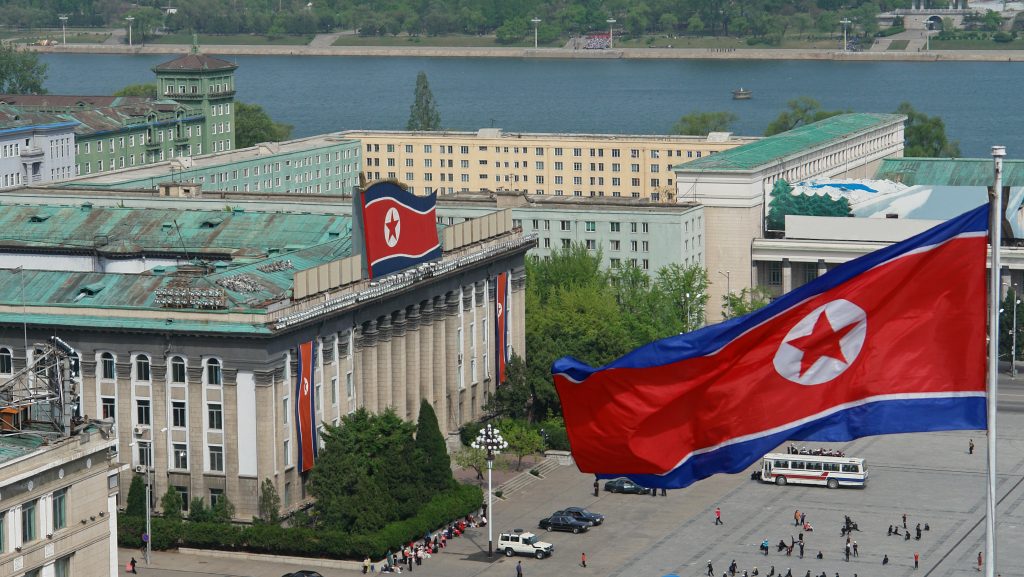 Hivatalosan még mindig nincs jelen a koronavírus Észak-Koreában, pedig legalább százezren vannak karanténban