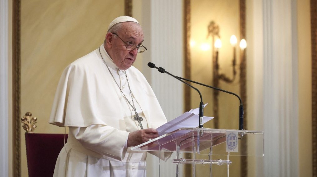Ferenc pápa: Mindenki vegyen részt a politikában és legyen türelemmel