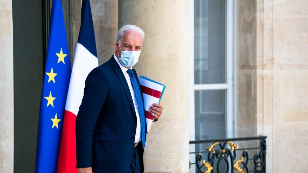 Lemondott egy francia miniszter, mert eltitkolta a vagyona egy részét