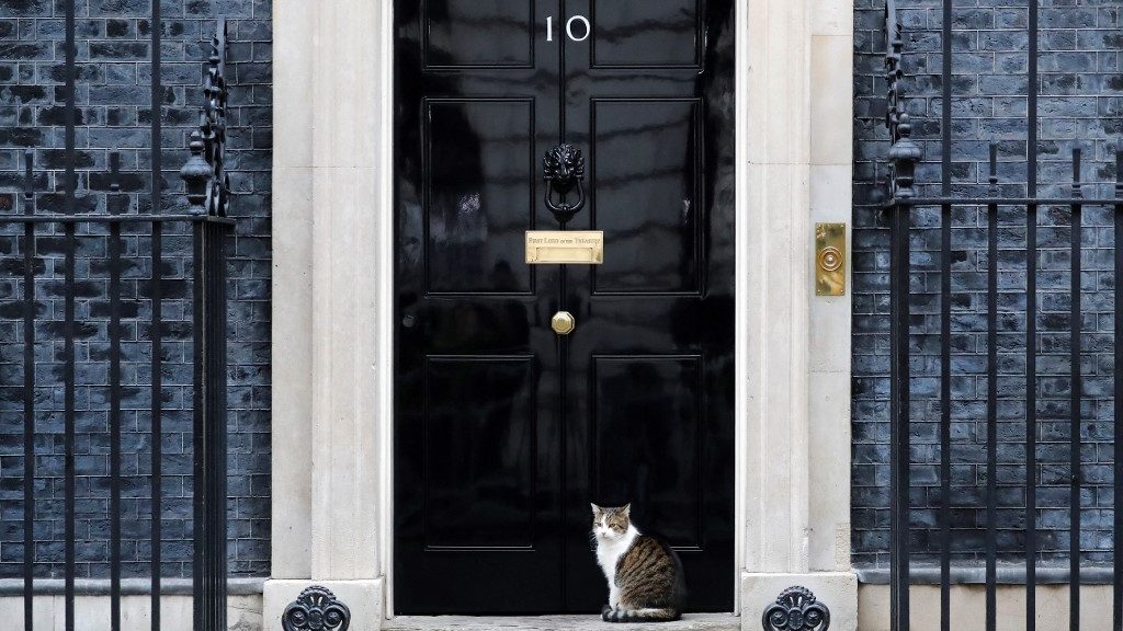 2020 tavaszán is szabályellenesen buliztak a brit miniszterelnöki hivatalban