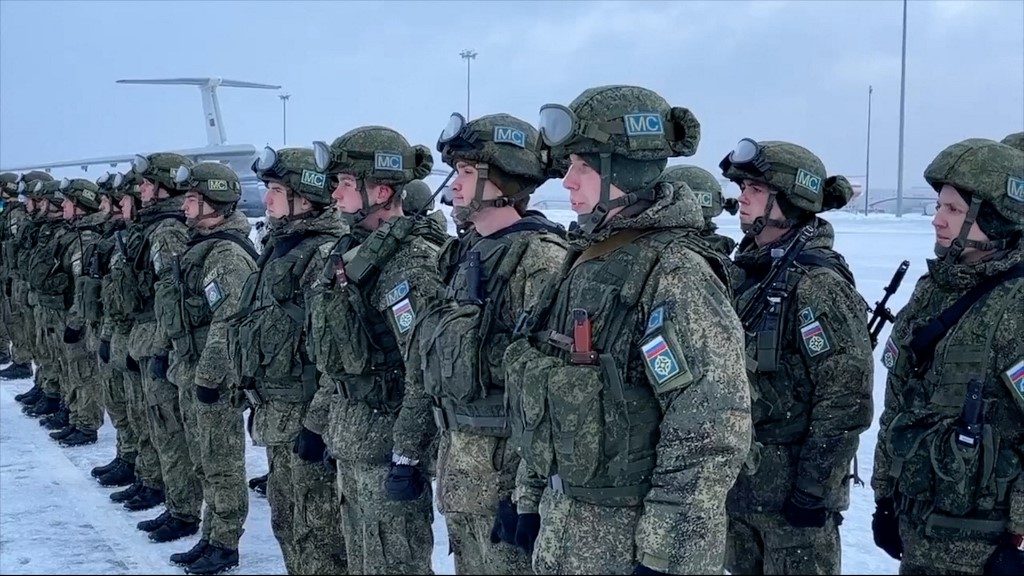 Elhagyták az orosz katonák Kazahsztánt