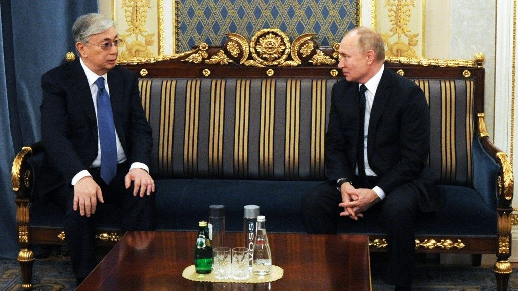Putyin a kazah elnökkel egyeztetett telefonon