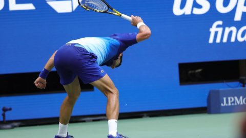 Novak Djokovic oltás nélkül is indulhat a Roland Garroson