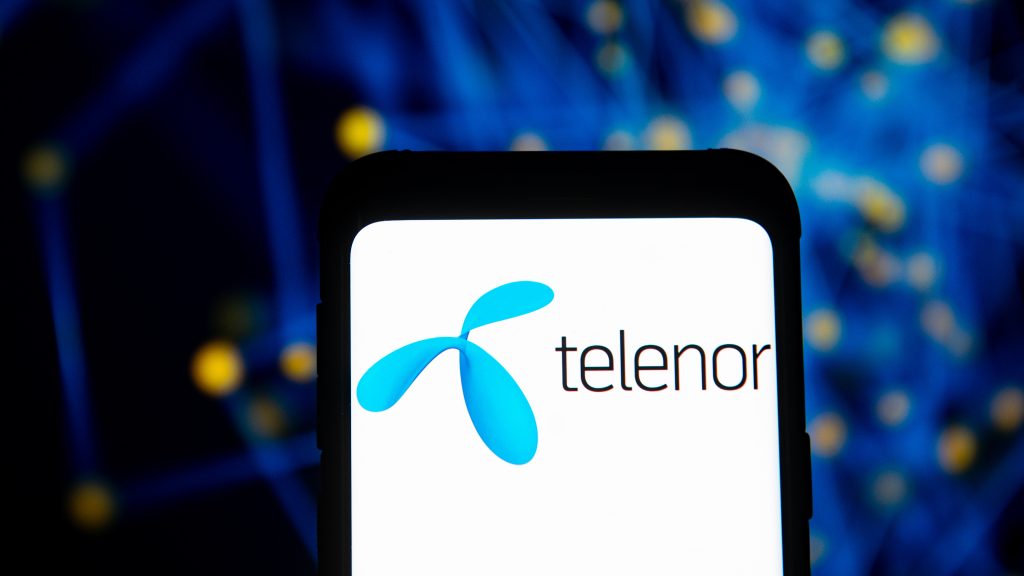 Szerződésmódosítás nélkül emelhet díjat a Telenor