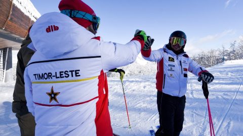 Mit keres egy Festetics-herceg 62 éves ükunokája mexikói alpesi sízőként a téli olimpián?