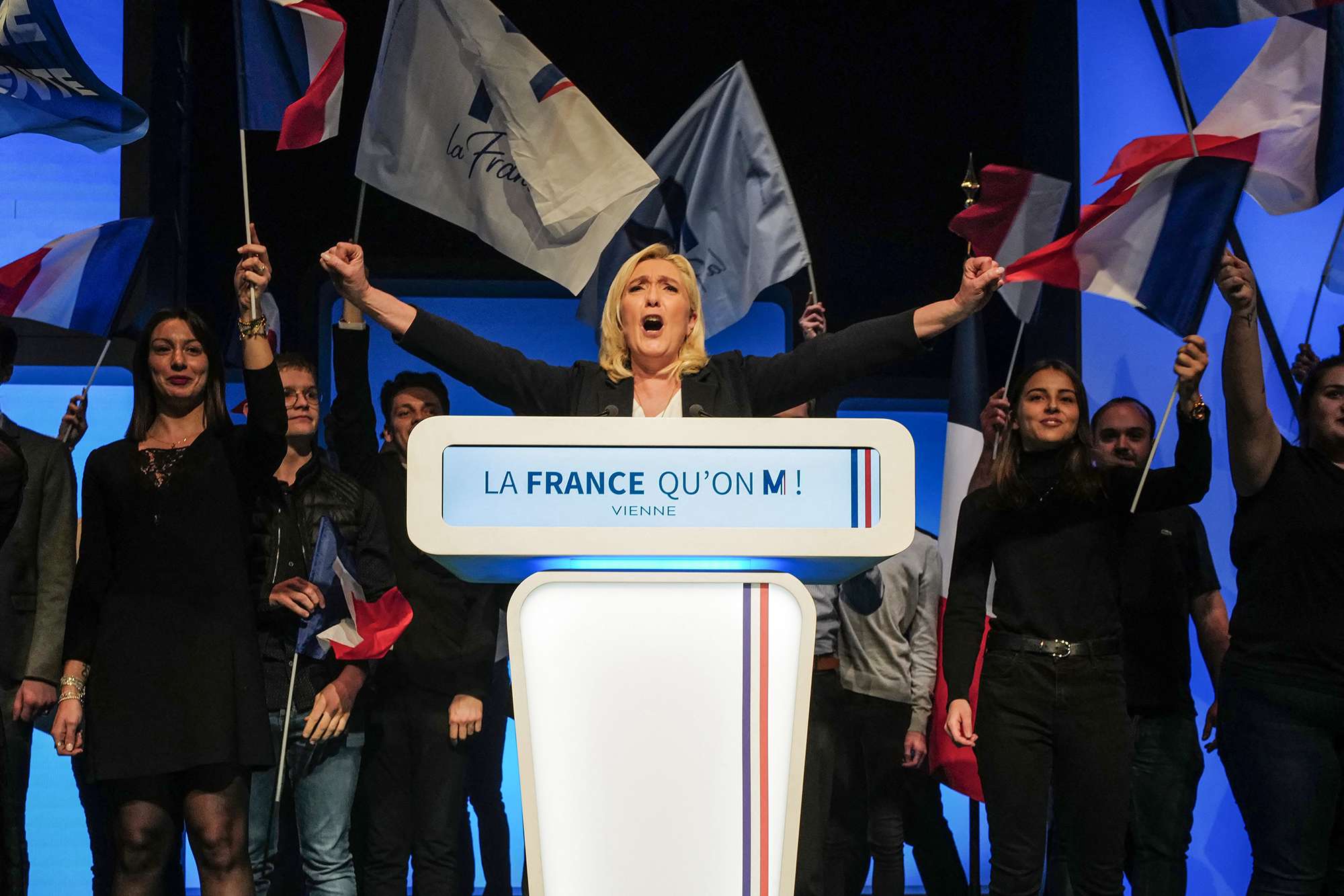 Egyelőre az a kérdés, hogy ki lesz a második a francia elnökválasztáson