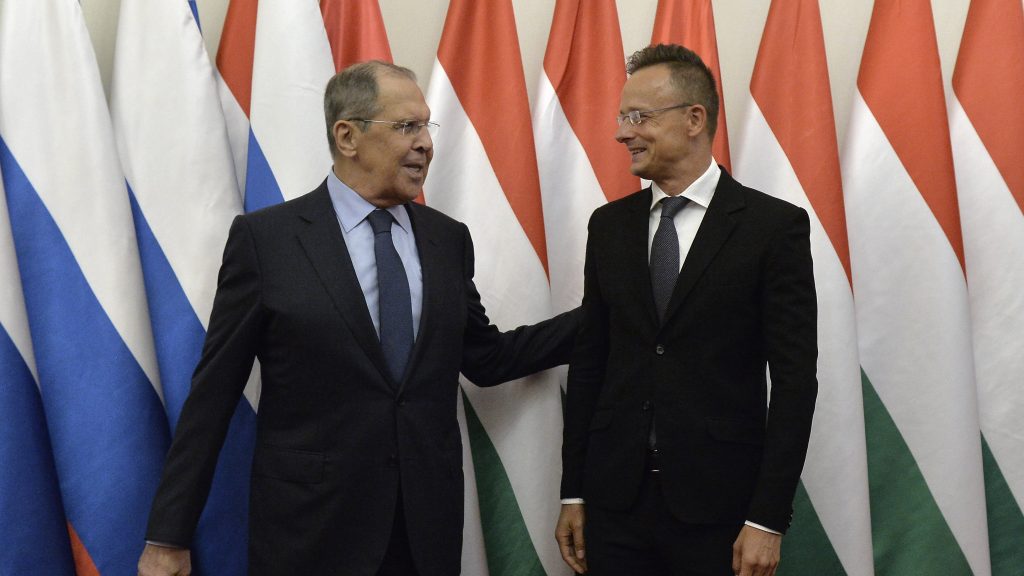 Szijjártó: A közép-kelet-európai feszültség ellentétes Magyarország érdekeivel