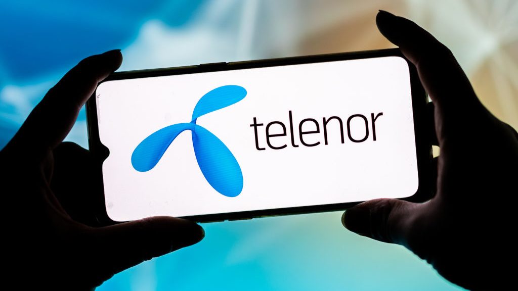 A Telenor a roamingot és az Ukrajnába irányuló hívásokat is díjmentessé teszi