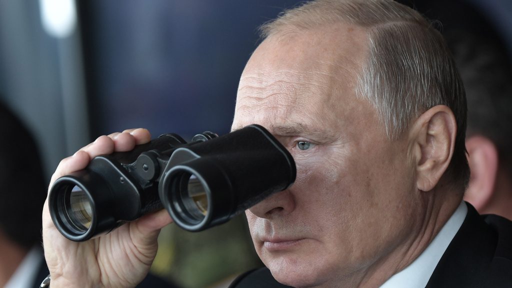Putyin a szakadár területek vezetőit ültetné le tárgyalni az ukrán kormánnyal