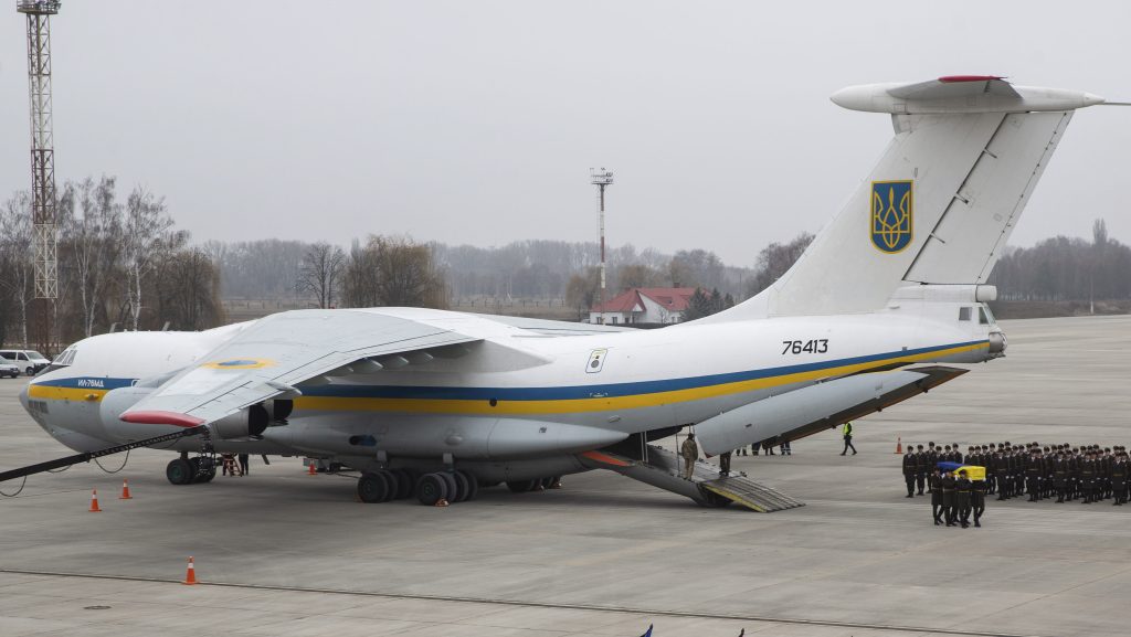 Ukrajna hatalmas pénzösszeggel próbálja megakadályozni, hogy a nagy légitársaságok leállítsák járataikat