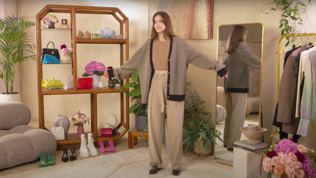 Palvin Barbara egy Vogue-videóban bemutatta, milyen ruhákban szeret flangálni Magyarországon