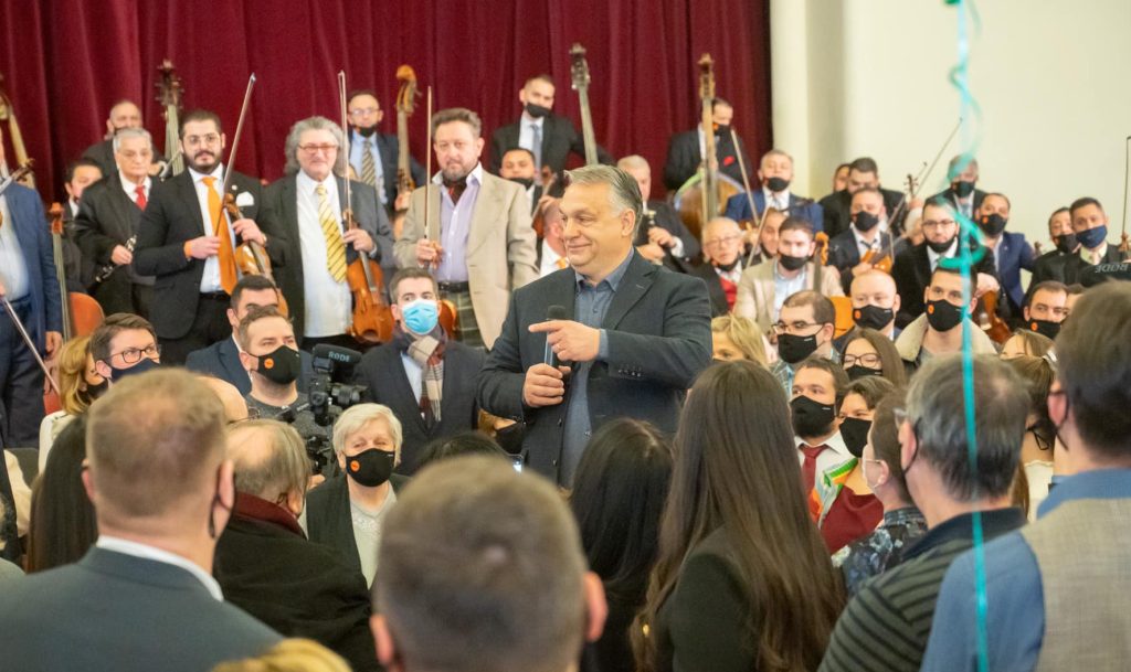 Orbán zártkörben kapcsolta kampányüzemmódra a józsefvárosi fideszeseket