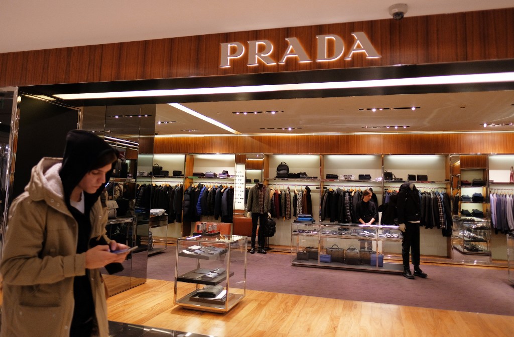 A Puma és a Prada is bezárja oroszországi boltjait