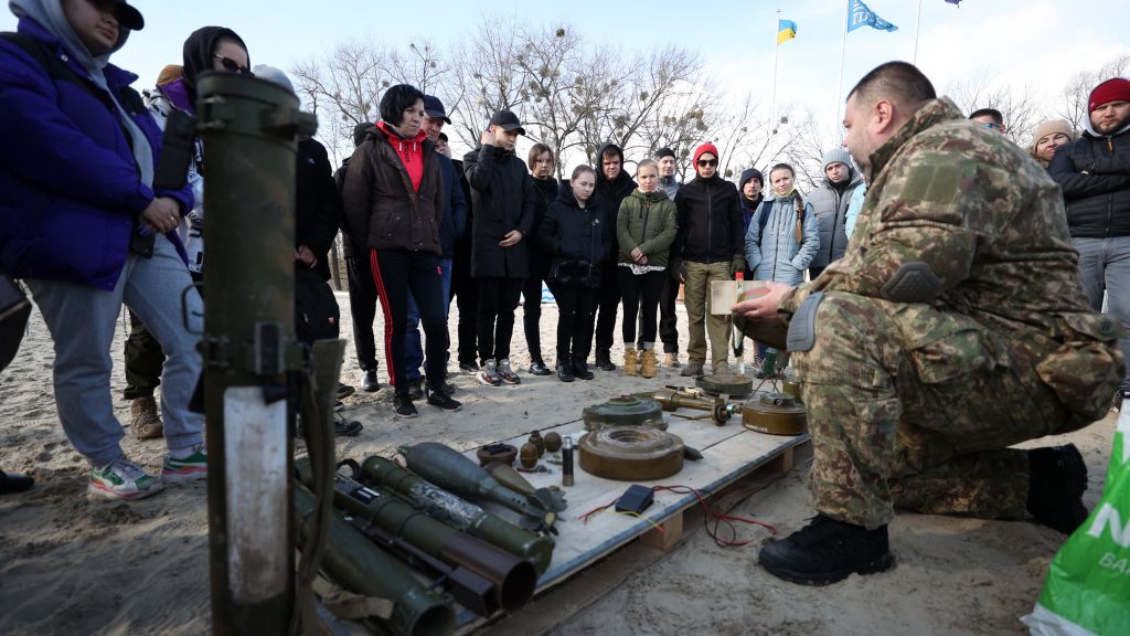 Az ukránok megérkeztek a mai béketárgyalás helyszínére