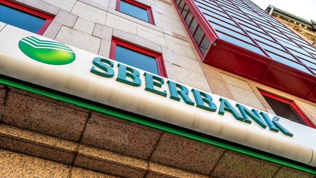 Megkezdődik a postai kifizetés a Sberbank ügyfeleinek kártalanítására