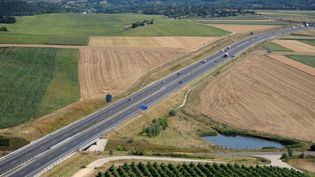 Újabb autópálya-szakaszt adtak át a Balatonnál
