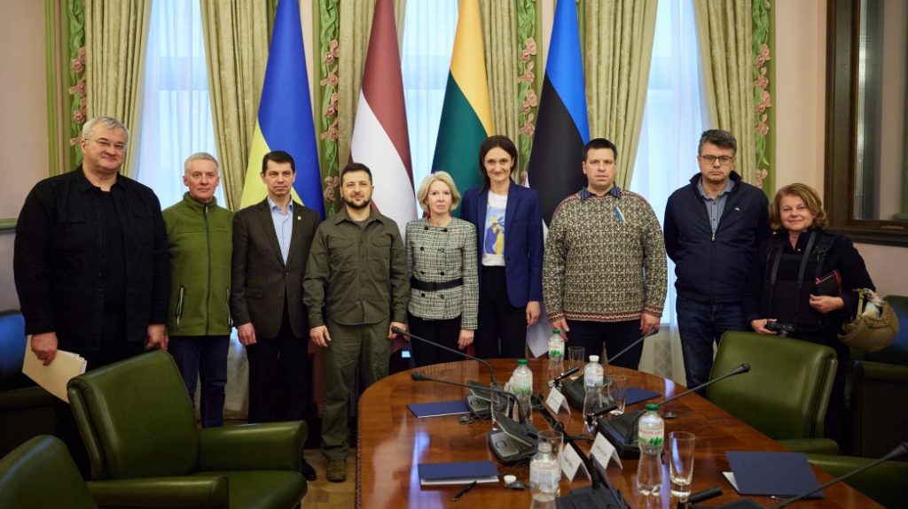 Zelenszkij a balti államok parlamentjeinek házelnökeit fogadta Kijevben