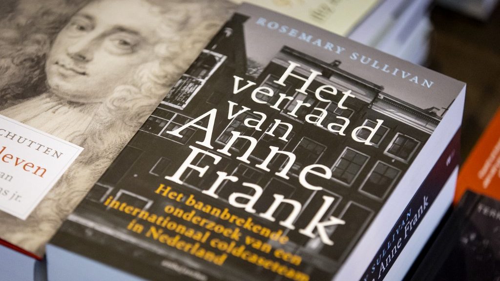 Visszavonta az Anne Frank feltételezett elárulójáról szóló könyvet a holland kiadó