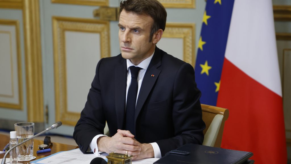 Macron levelet írt a franciáknak