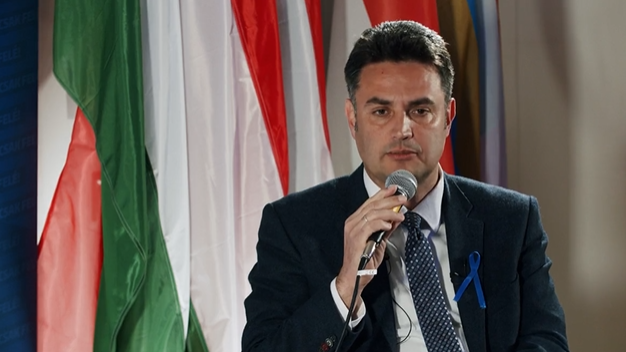 Márki-Zay azt mondta Kolozsváron, hogy Orbán csak számításból adott állampolgárságot a határon túli magyaroknak