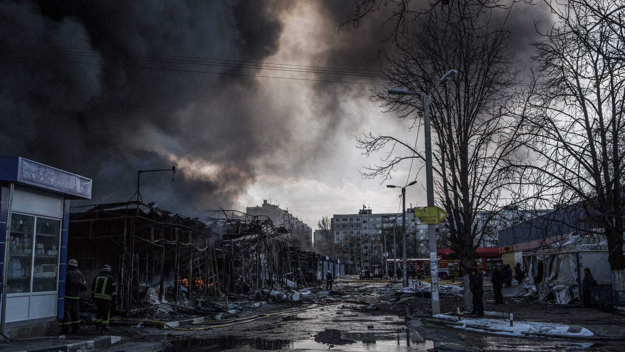 Видео уничтожений на украине. Украина в руинах. Донбасс в огне. Обстрелы Мариуполя 24 января 2014.