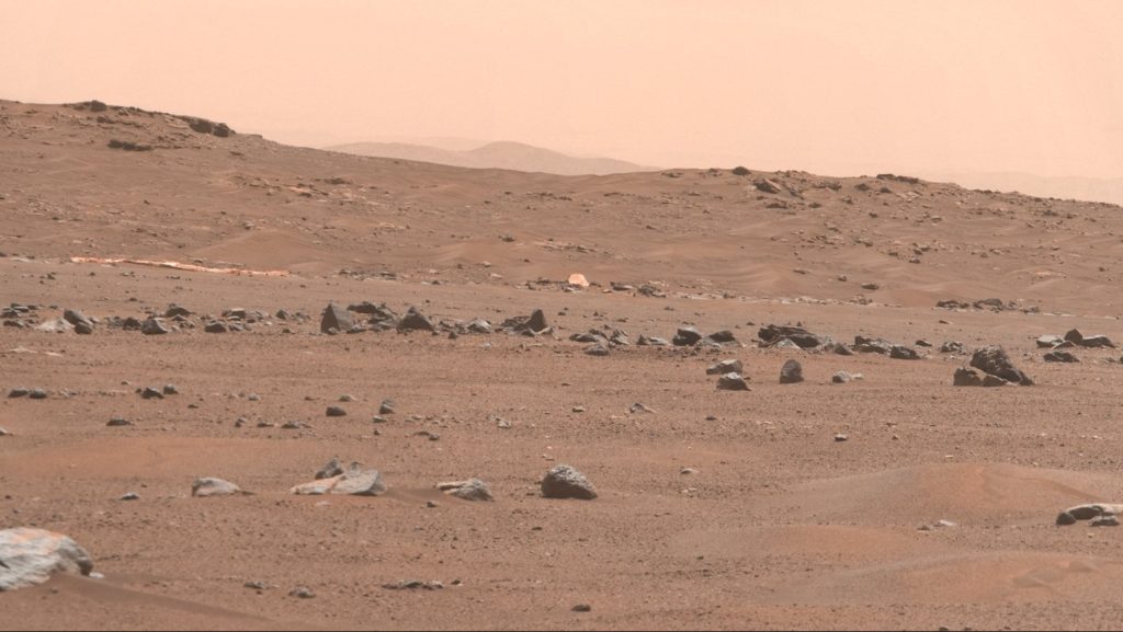 Ejtőernyőt fotóztak a Marson