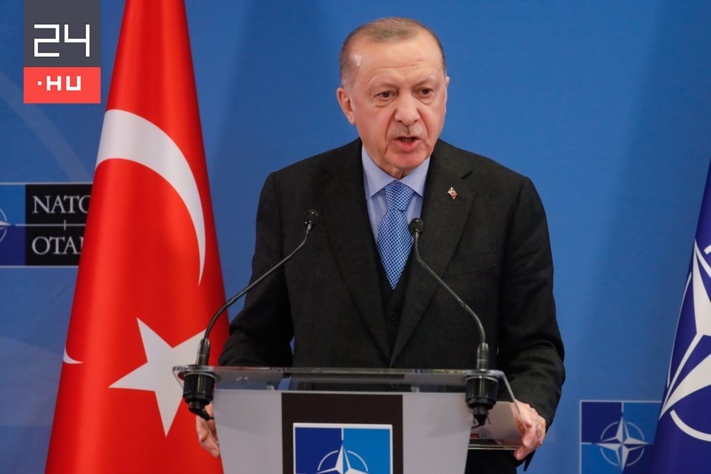 Ερντογάν για τον Έλληνα πρωθυπουργό: Δεν υπάρχει πια για μένα