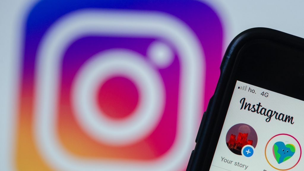 Már az Instagramra is lehet biztosítást kötni