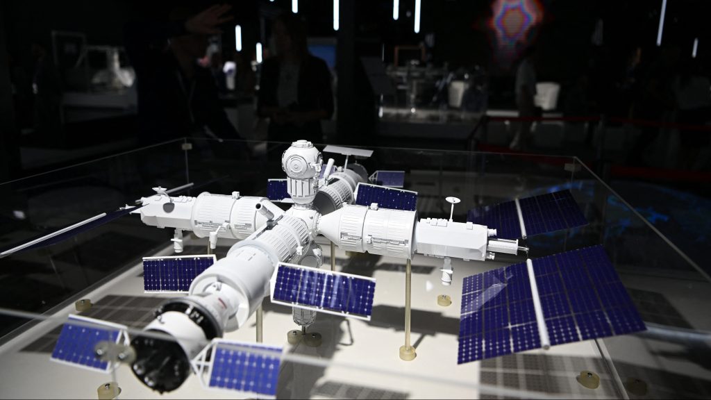 Így fog kinézni az orosz űrállomás, amit katonai célokra is bevethetnek