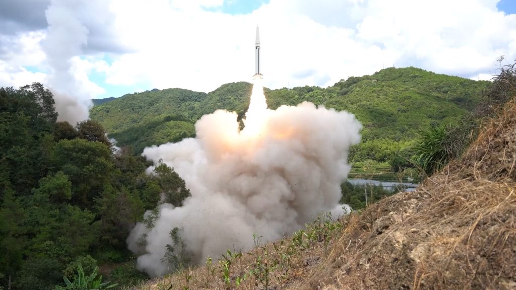Kína titokban lőhetett ki egy újrahasznosított rakétát