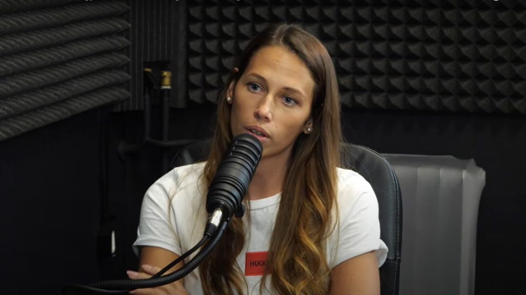 Molnár-Fazekas Vivien: Megsemmisültem nőként