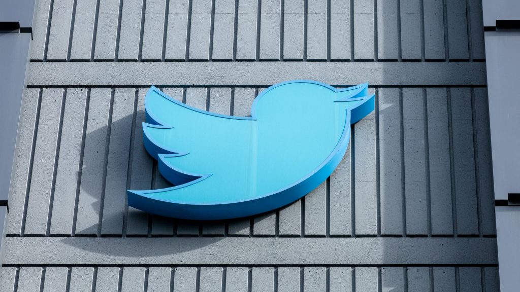 Távozik a francia Twitter vezetője