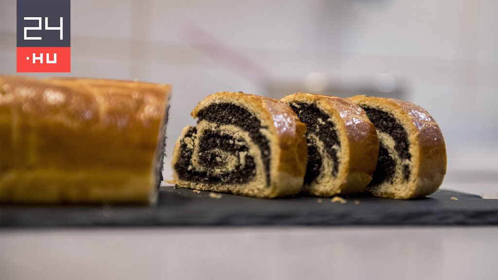 Poppy Seed Roll