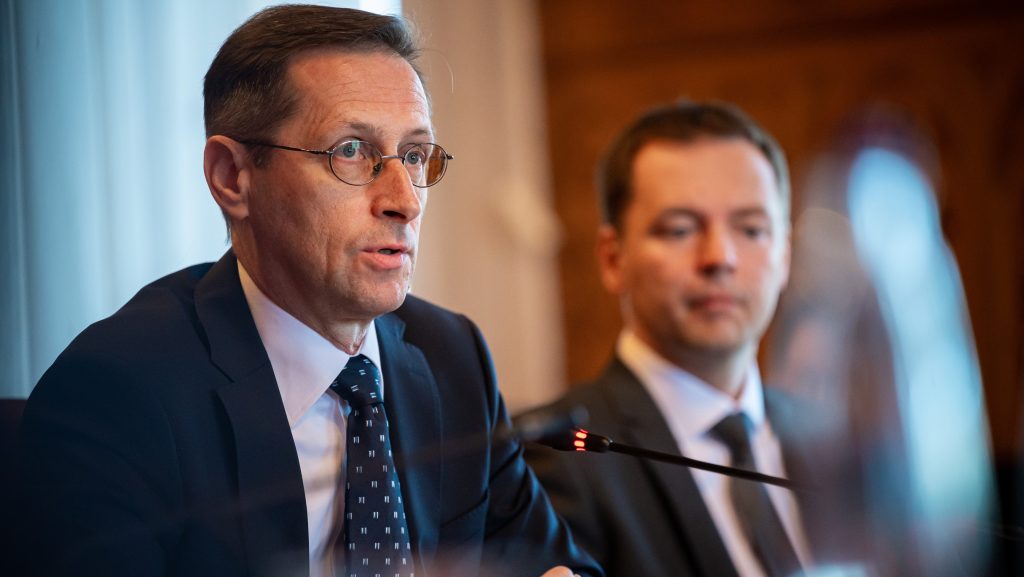 Varga Mihály: a Magyarországnak járó uniós források kifizetését nem lehet más ügyekkel összekapcsolni