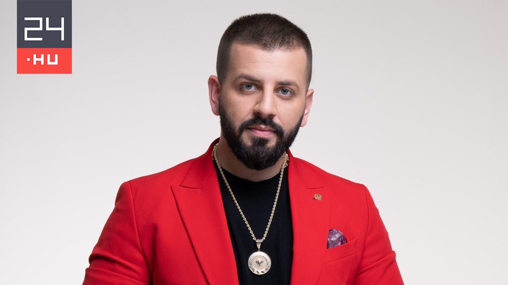G.w.M ékszergyűjteményét egy titkos helyen, biztonsági rendszerrel ...