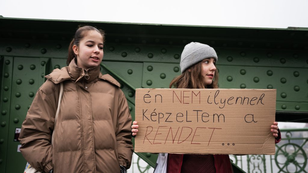 Felmondott a budapesti Vörösmarty Mihály Gimnázium egyik tanára