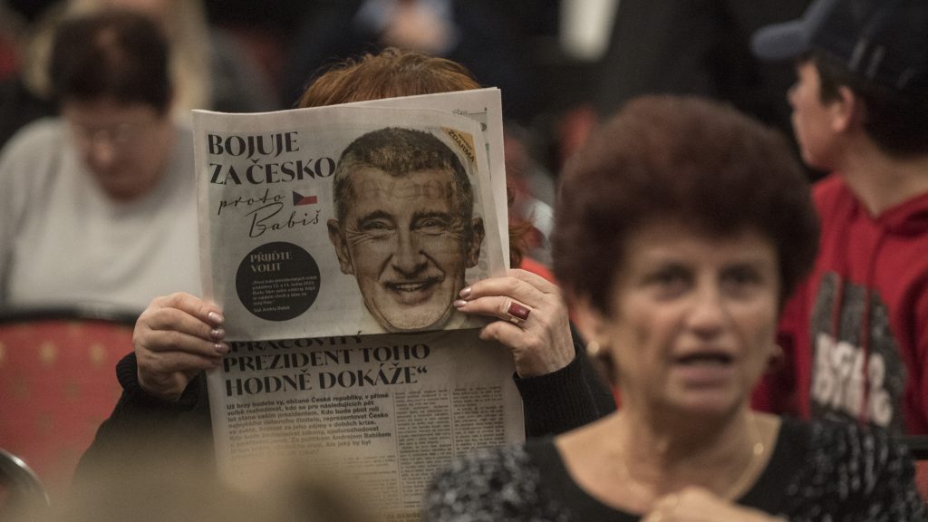 A felmérések szerint Babis elveszítheti a cseh elnökválasztást