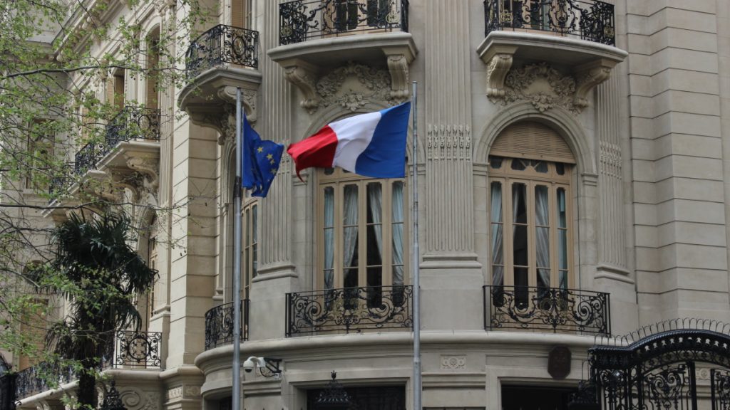 „A franciák” kifejezés dehumanizáló egy hírügynökség szerint