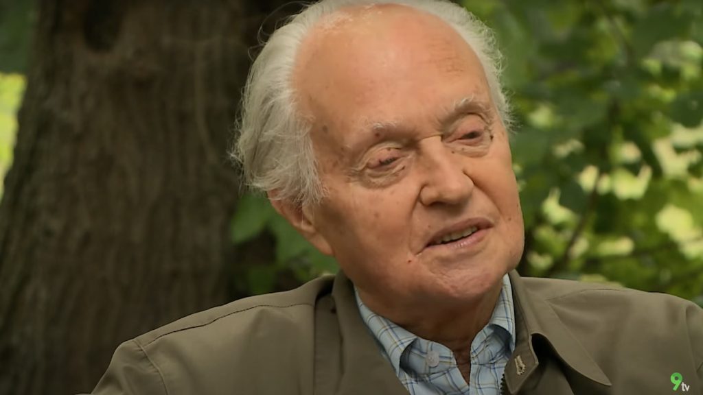 Meghalt Schmidt Egon író, újságíró és ornitológus, a Magyar Rádió egykori munkatársa