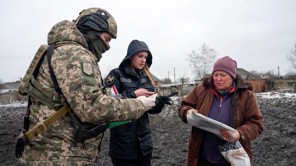 Így dolgoznak az orosz háborús bűnökre bizonyítékot gyűjtő ukrán rendőrök