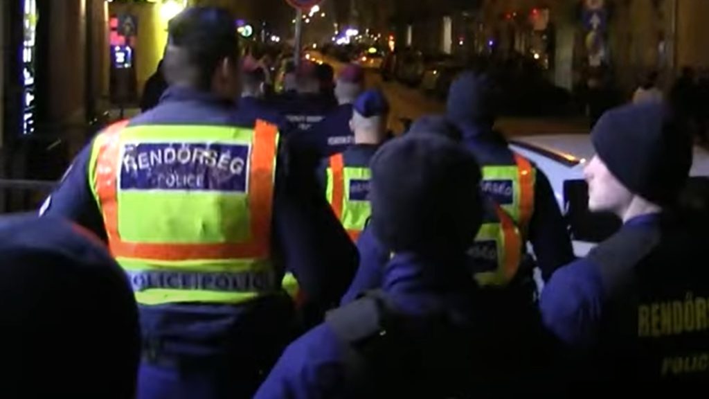 Razzia volt Budapest belvárosában, kétmilliós bírságot kapott egy limós