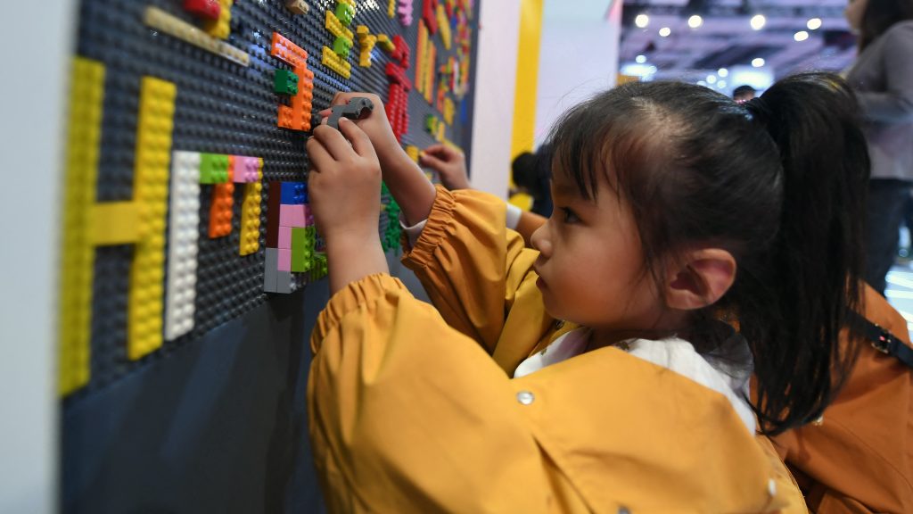 Ennyi idő után kakiljuk ki a lenyelt LEGO-t