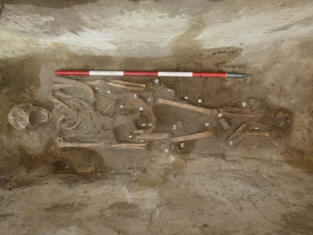 Ősi kincsekkel teli sírokat találtak Nagykőrösön