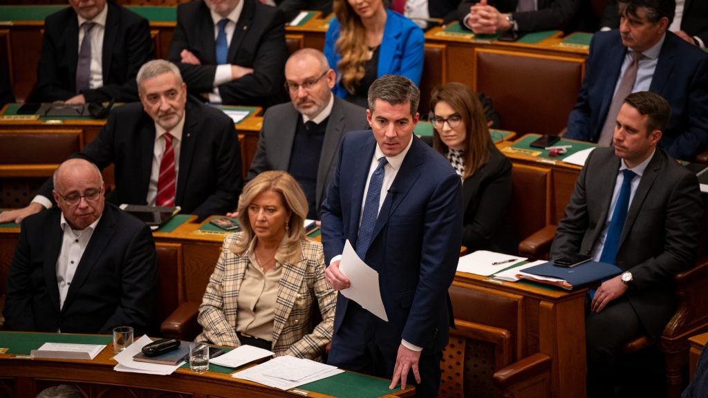 Előbb szavaz a parlament Finnország NATO-tagságáról