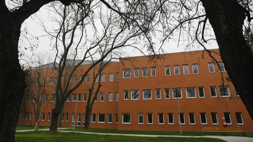 Látogatási tilalom a szolnoki kórház fekvőbetegosztályain