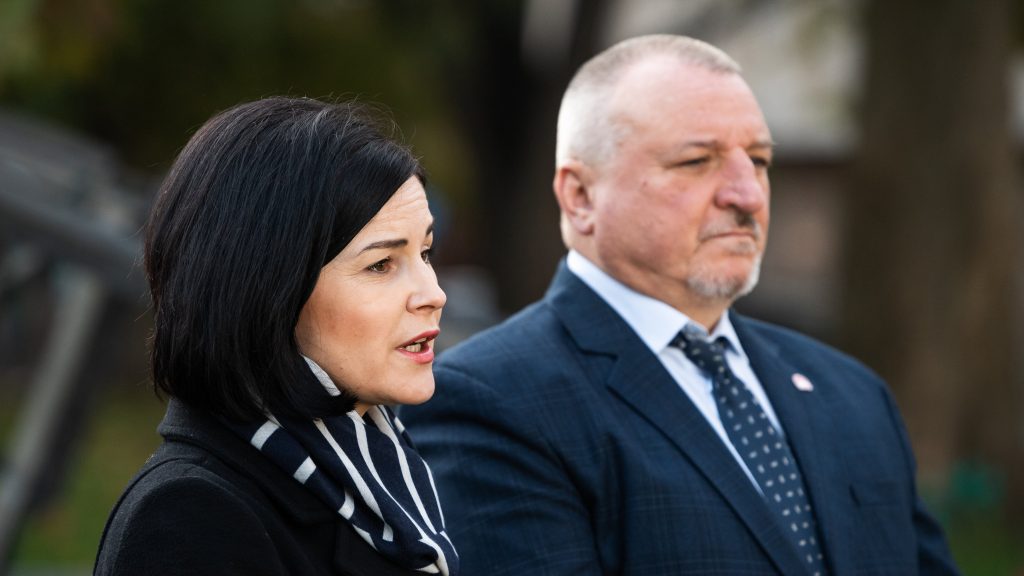 Az MSZP kitüntette Nyers Rezsőt